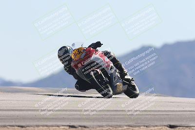 media/Oct-30-2025-Racers Edge (Thu) [[dabbdaf680]]/3-B Group/Session 4 Turn 9/